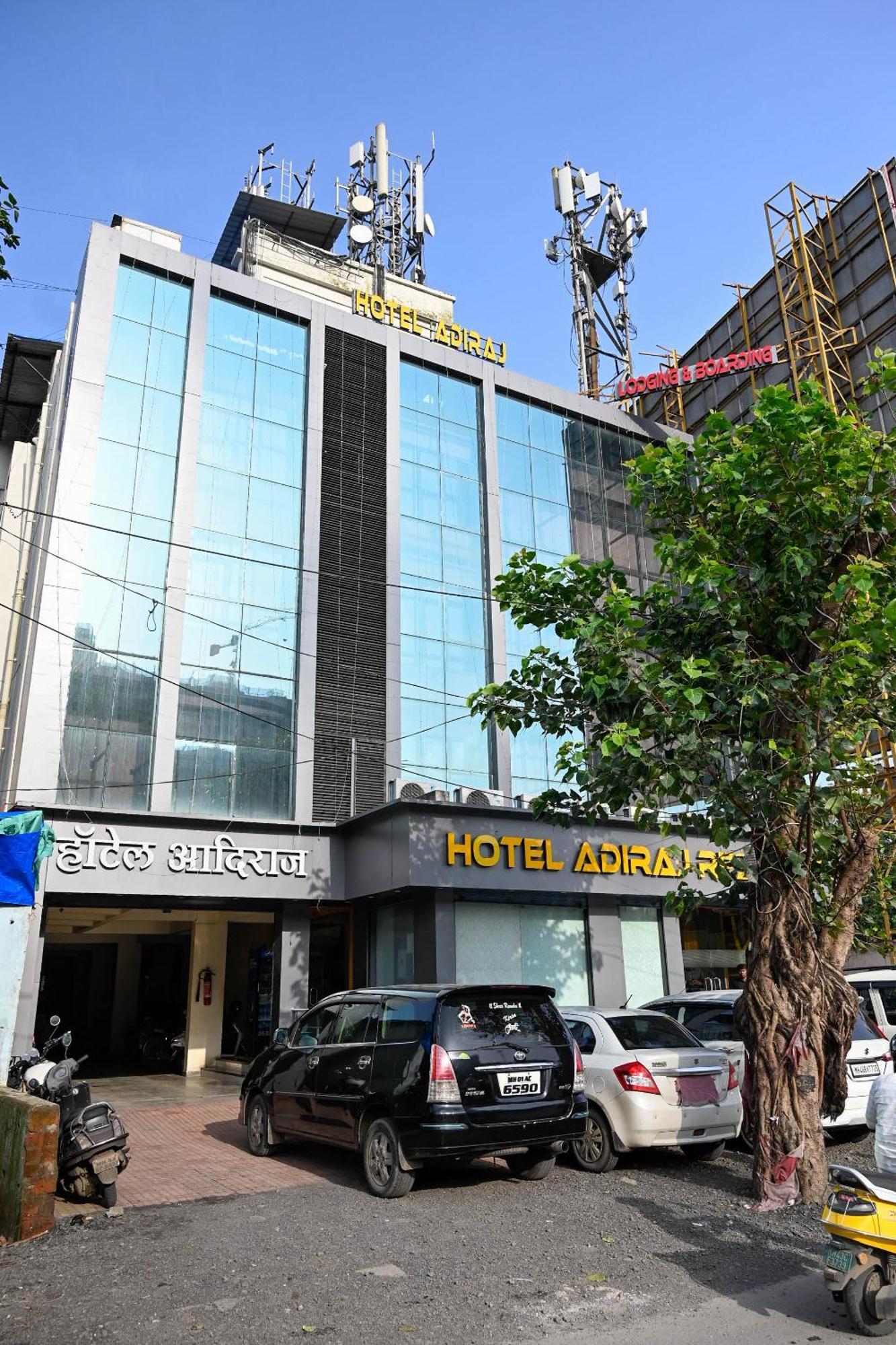 Отель Adiraj Residency Нави Мумбаи Экстерьер фото